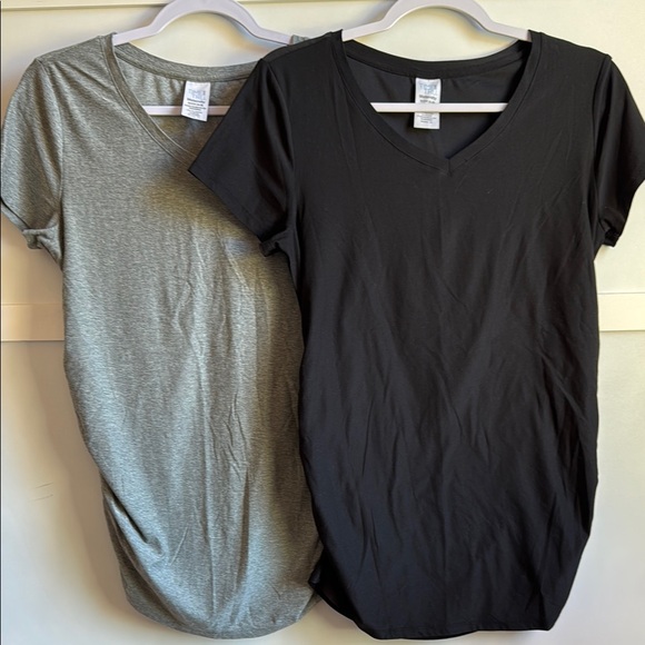 Time and Tru Maternity Gray Fitted Short Sleeve T-Shirt Size S - Picture 1 of 3